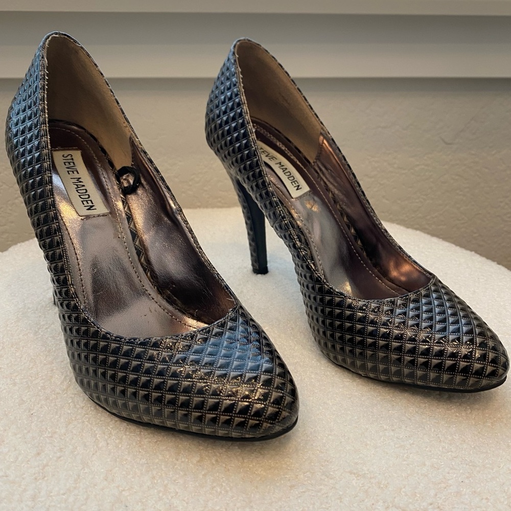 Steve Madden Textured Heels Size 8